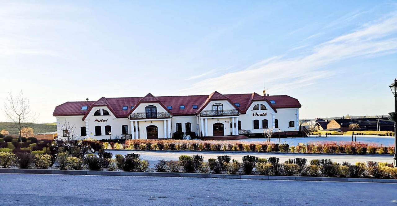 Hotel Viwaldi Baruchowo Exterior foto